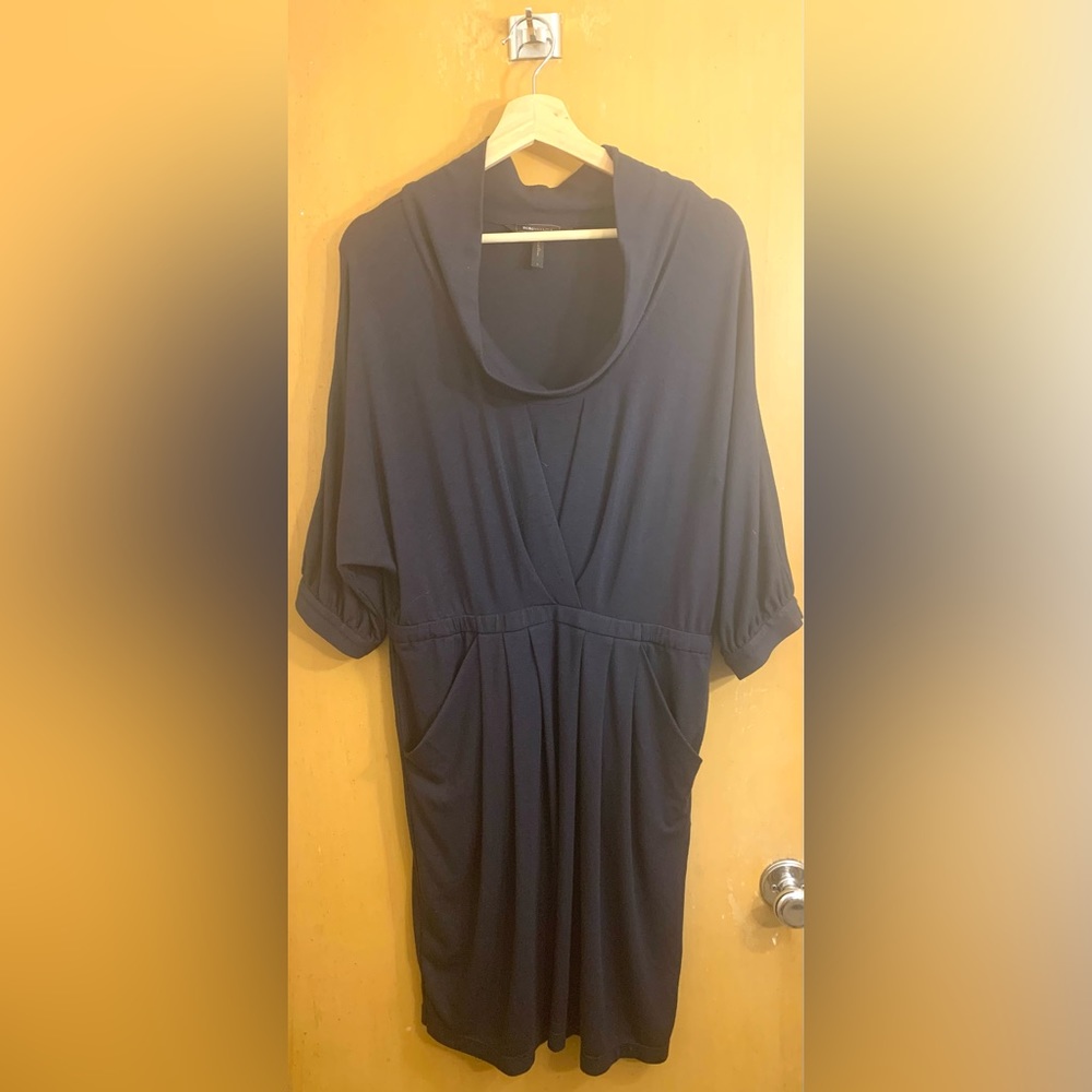 Grey knit dress with pockets